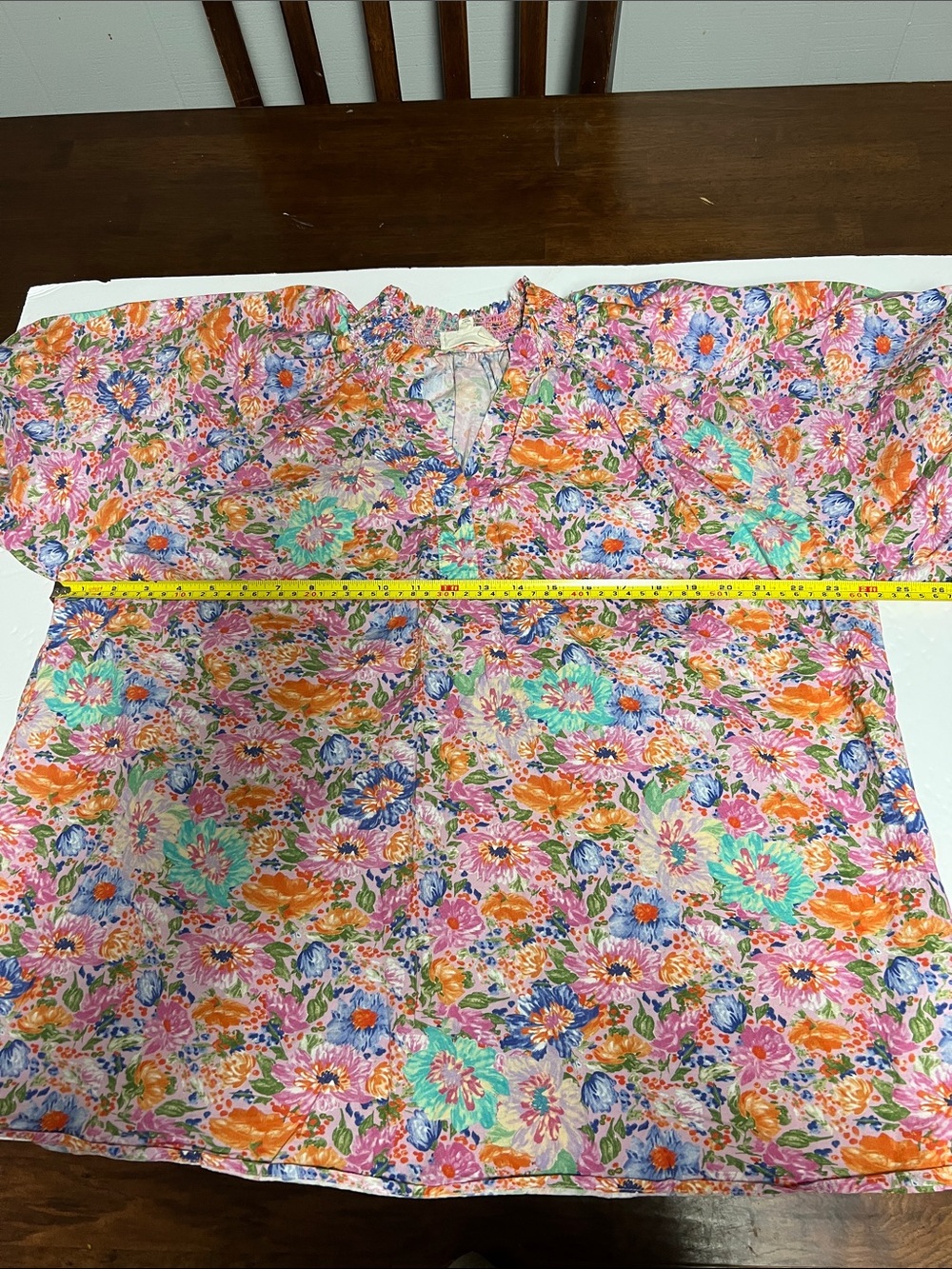 Umgee Floral Smocked V-Neck Top Blouse in Pink, Orange, Blue, Green 1XL - Picture 10 of 14
